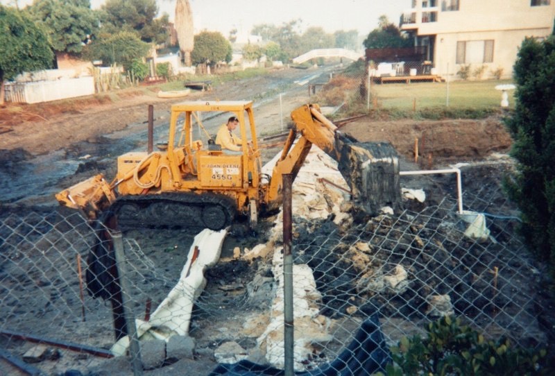 Construct - Coffer Dam:remove
